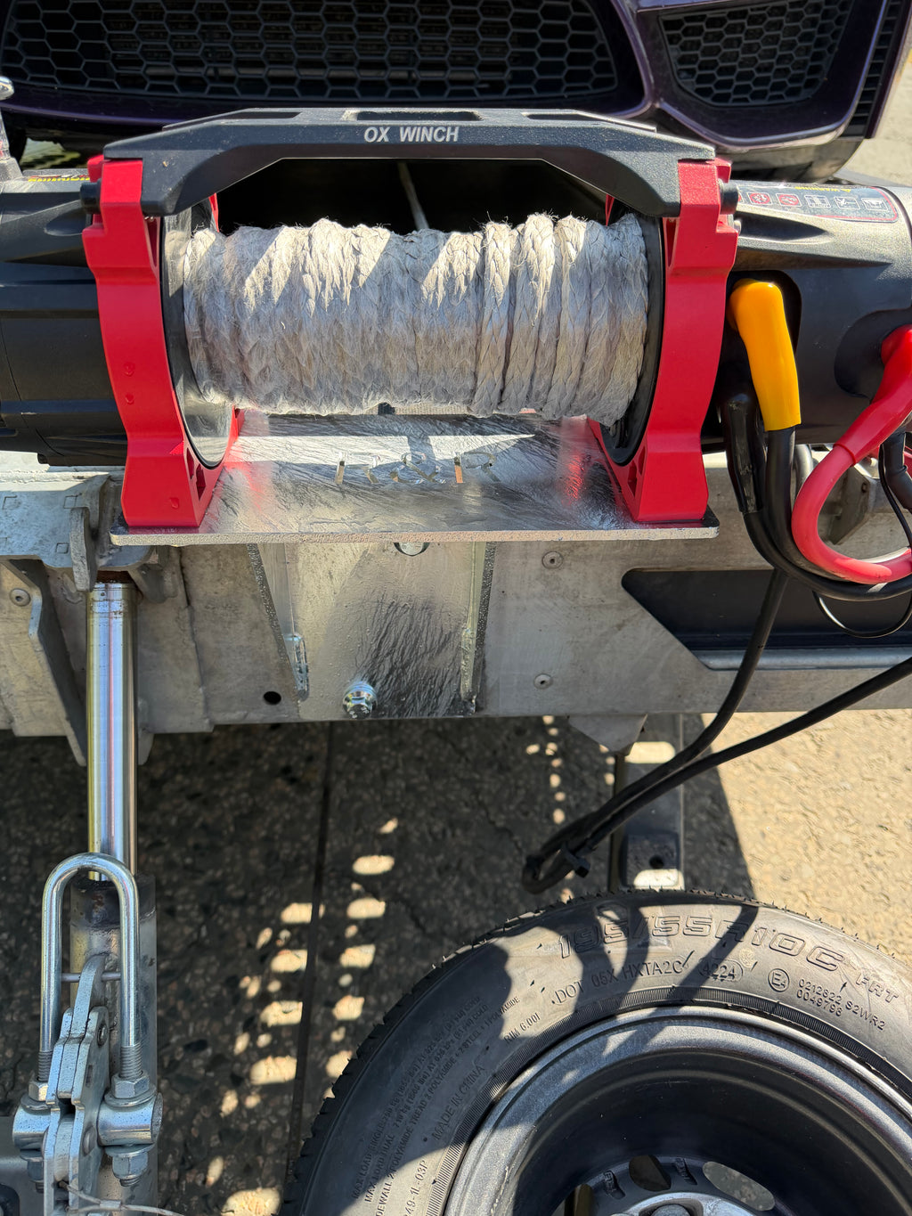 Winch bracket