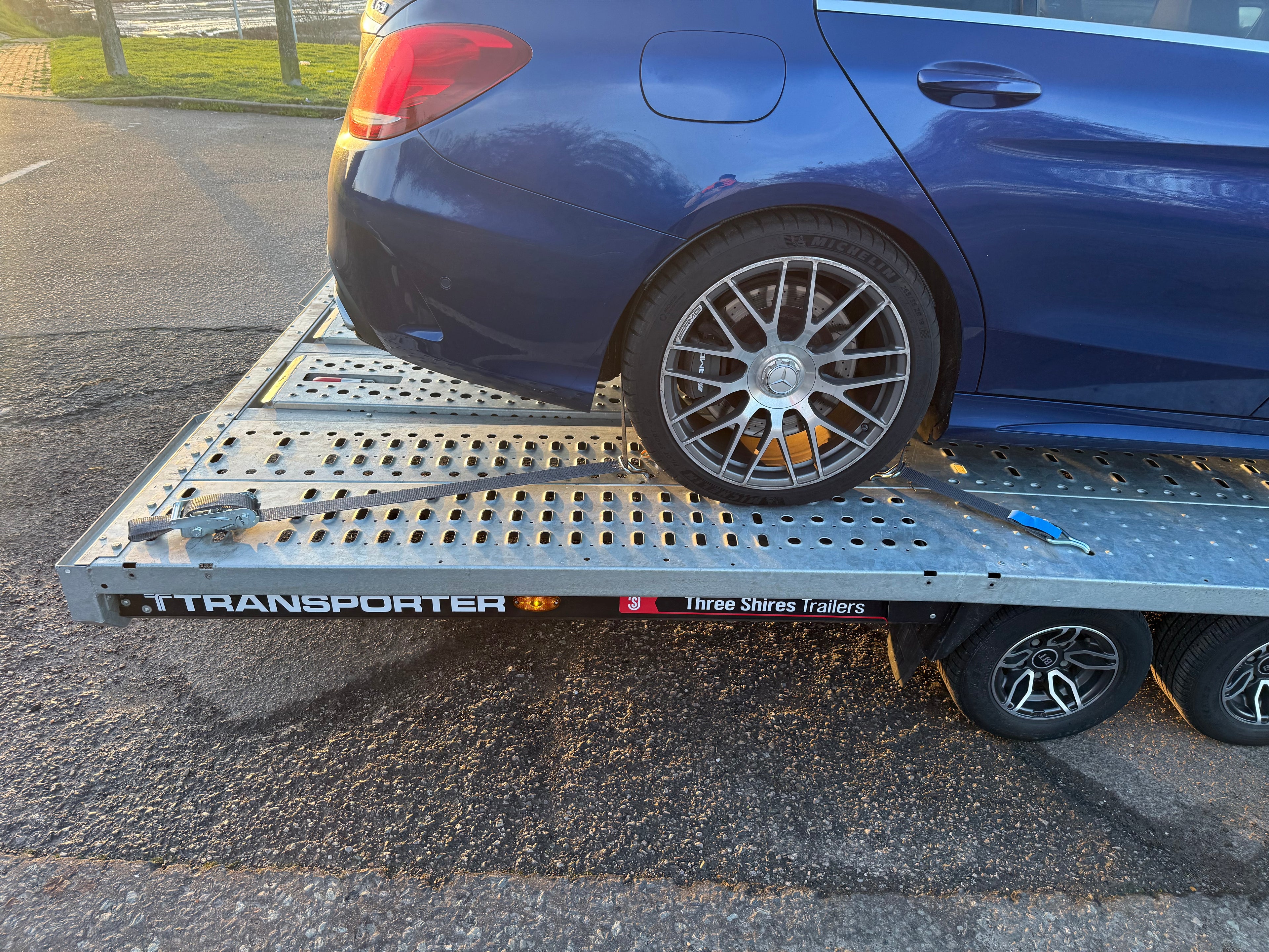 Over wheel straps
